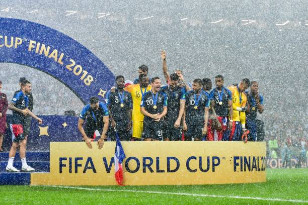 并以完全重 并以完全重