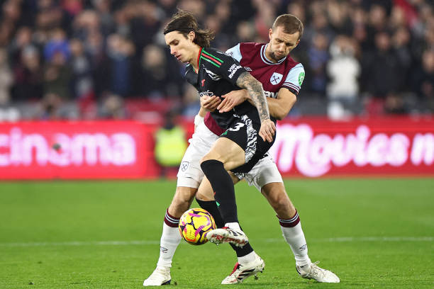 并透露亚特 并透露亚特